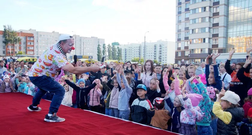 Фото к статье: Перед Днем города в чебоксарских дворах пройдут шоу мыльных пузырей, концерты и конкурсы