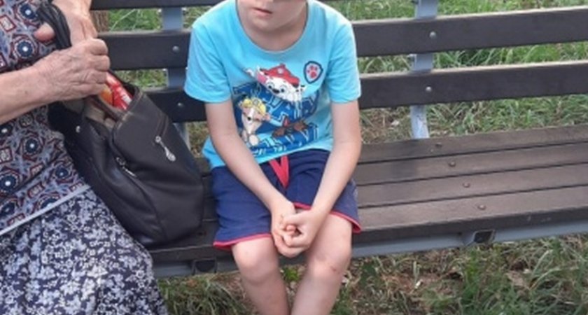 Пятилетний мальчик в Чебоксарах уехал от мамы на самокате: полиция обыскала весь парк