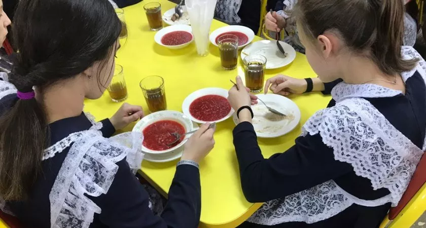 Фото к статье: В Чебоксарах подорожало питание школьников начальных классов