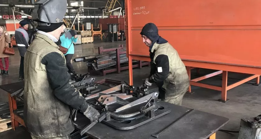 Фото к статье: Чебоксары оказались внизу рейтинга среди 100 городов по зарплате