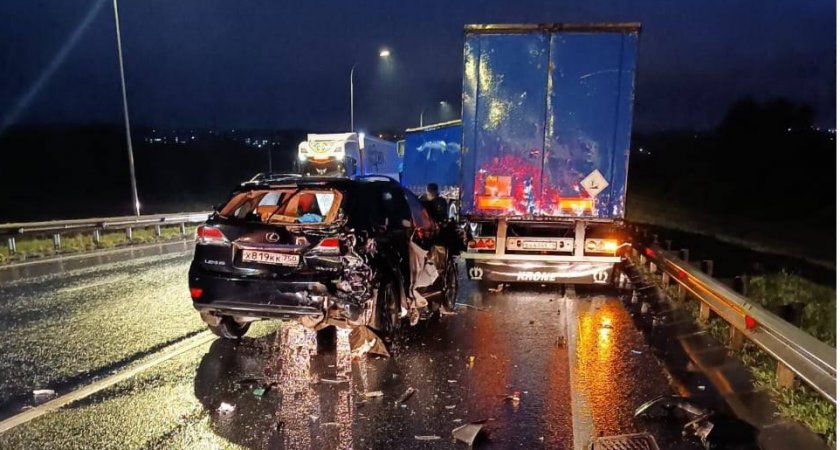 Массовая авария с 7 машинами произошла в Чувашии