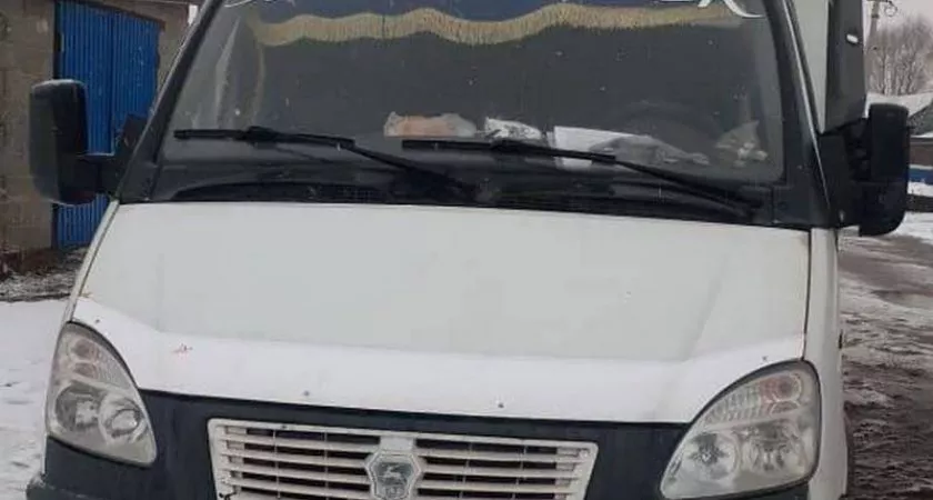 Фото к статье: Пьяный водитель ГАЗели подбил два грузовика и попытался скрыться в Козловском районе