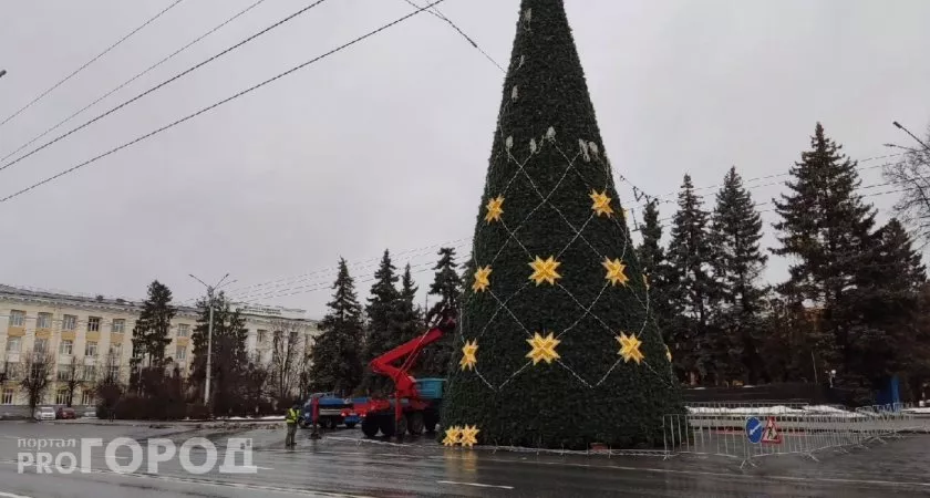 Фото к статье: В Чувашии сократят расходы на новогодние праздники