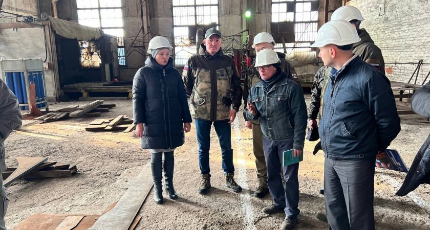 Чиновникам Чувашии увеличат зарплату за поездки на Донбасс