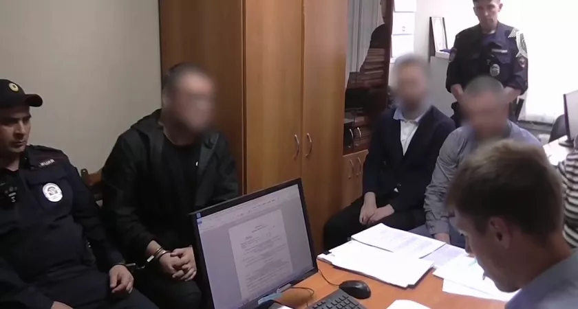 Фото к статье: Гендиректора сети оптики отправили в тюрьму за убийство в политическом споре