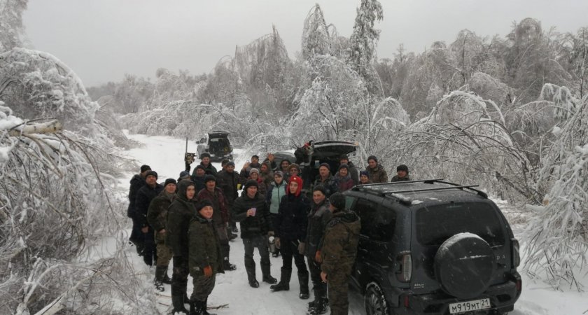Жители Краснооктябрьского сельского поселения своими силами убрали последствия непогоды