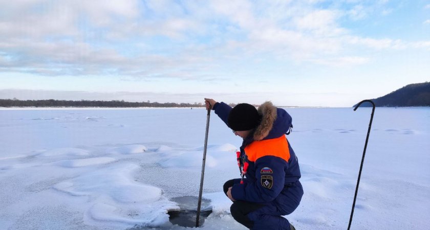 Спасатели назвали толщину льда на реках Чувашии
