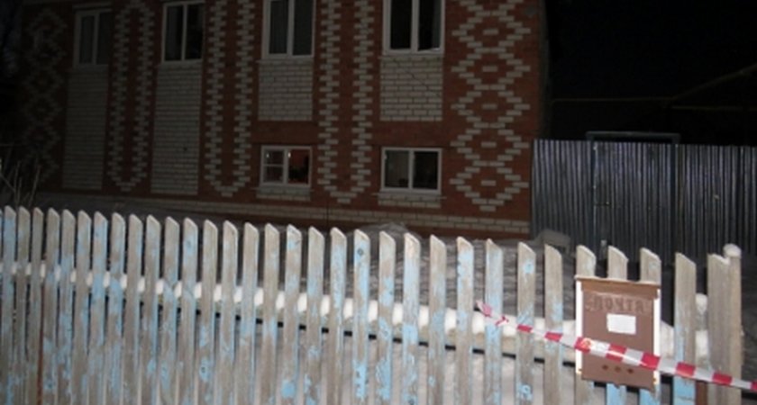 В деревне Бобылькасы нашли тело женщины с ножевым ранением