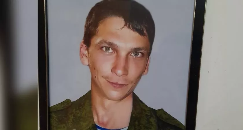 Фото к статье: В Вурнарском районе простились с 26-летним бойцом ЧВК "Вагнер"