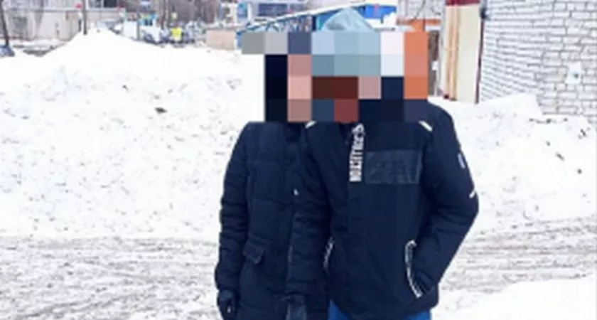 Фото к статье: В Чебоксарах парни решили зарабатывать кражей пандусов для инвалидов