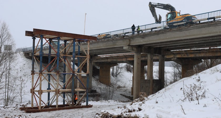 В Красноармейском районе обещают отремонтировать мост через реку за два года