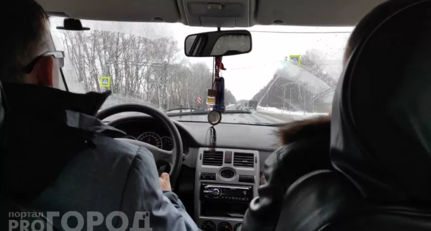 Фото к статье: Заказ на поездку в Канаш обернулся чебоксарскому таксисту потерей денег