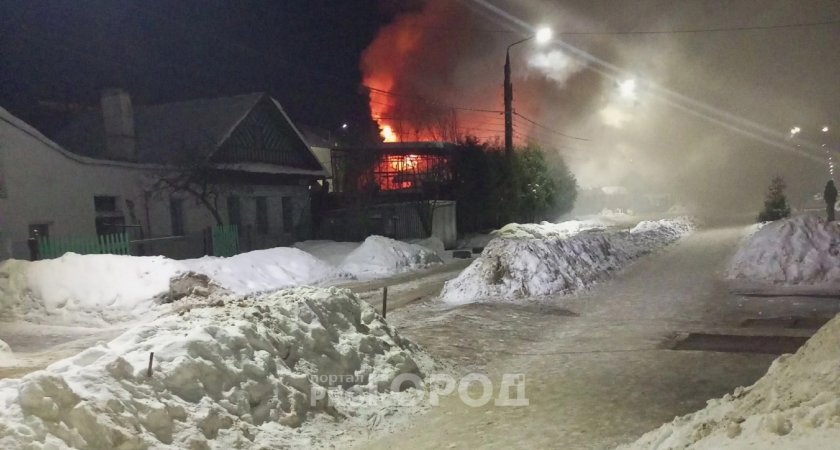 В Чебоксарах горит гостевой дом