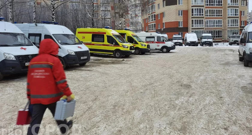 Фото к статье: В Чувашии люди чаще стали падать с крыш