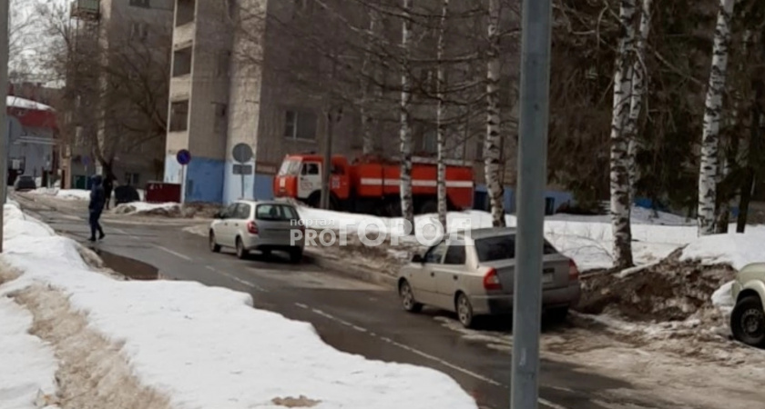В Чебоксарах второй раз за день эвакуируют Московский суд