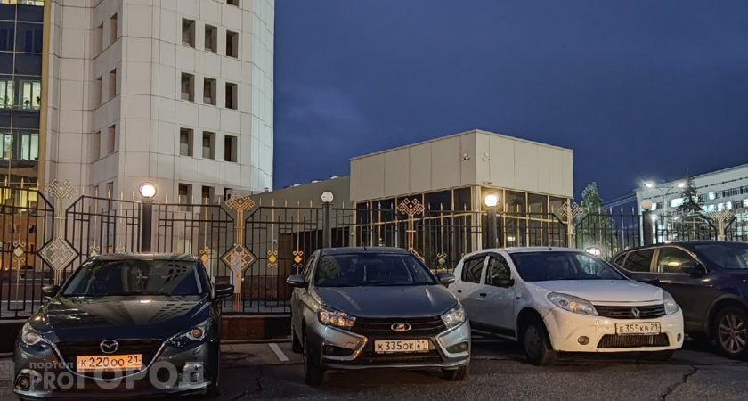 Администрация Николаева объяснила покупку минивэна: "Новую машину содержать дешевле"