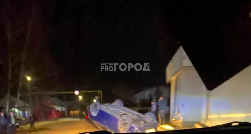 Фото к статье: В Алатыре погоня закончилась ДТП