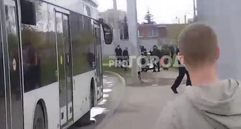 Фото к статье: Появились подробности гибели механика на крыше троллейбуса в Чебоксарах