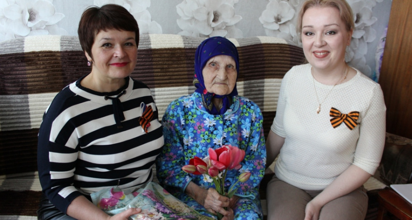 102-летняя женщина про свое долголетие: "Никогда не жаловалась, что денег не хватает"