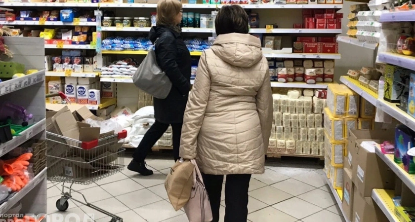 Фото к статье: По данным чиновников, в Чебоксарах подешевели картошка, мука и молоко