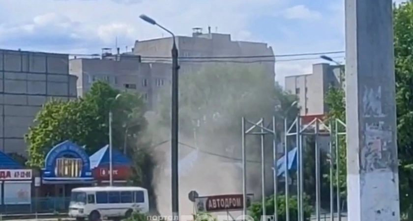 Фото к статье: Новочебоксарка засняла атмосферное явление на вокзале: "Похоже на смерч"