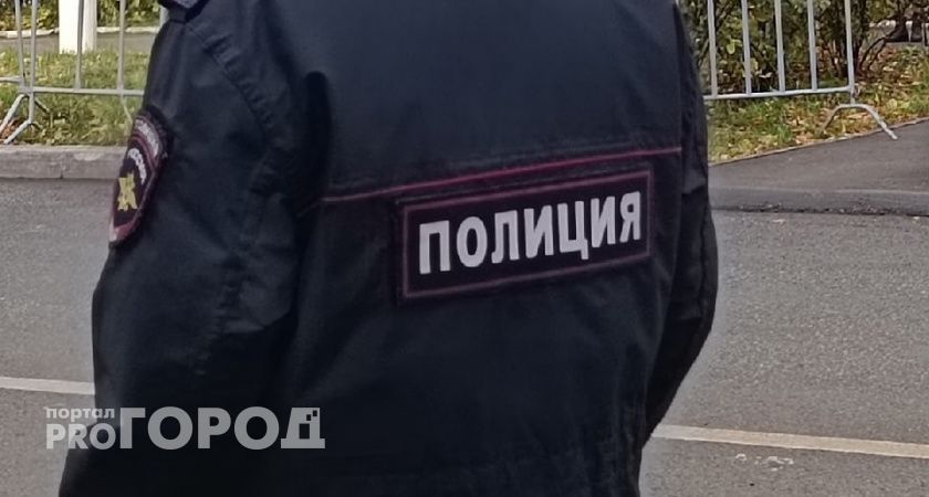 В Чебоксарах полицейский продавал найденные по заявлениям телефоны