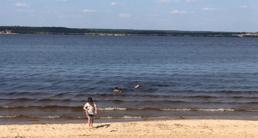 Фото к статье: В Чебоксарах поймали женщину, которая купалась в запрещенном месте