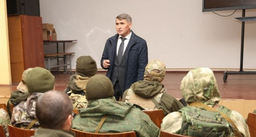 Николаев созвал оперштаб и обсудил события военного мятежа