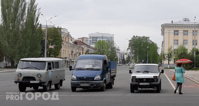 В Чувашии распродают 17 казенных машин: есть внедорожник за 12 тысяч рублей