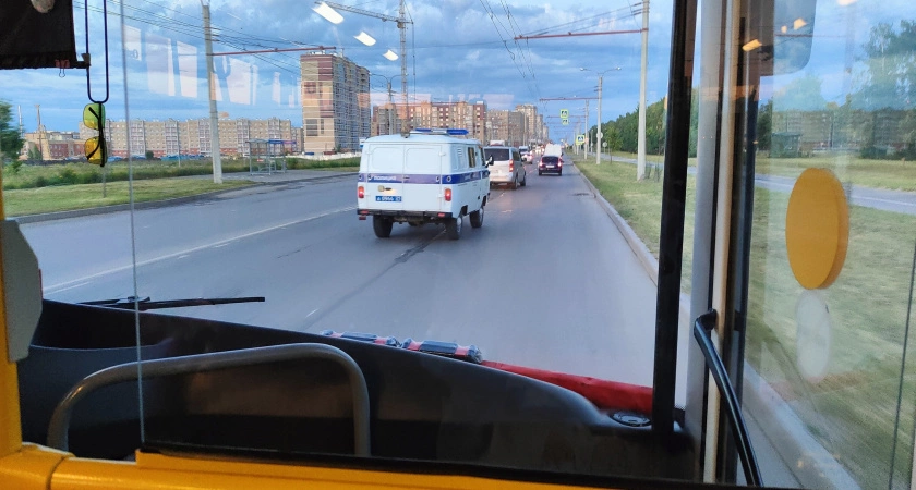 Фото к статье: Семья из поселка в Чебоксарском районе взяла в кредит три миллиона и сразу же их потеряла