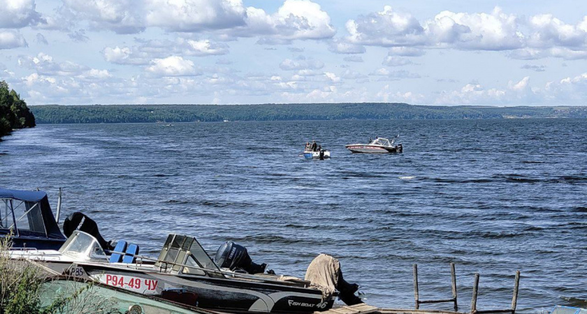 В Чувашии у берега нашли последнее тело с утонувшего катера 