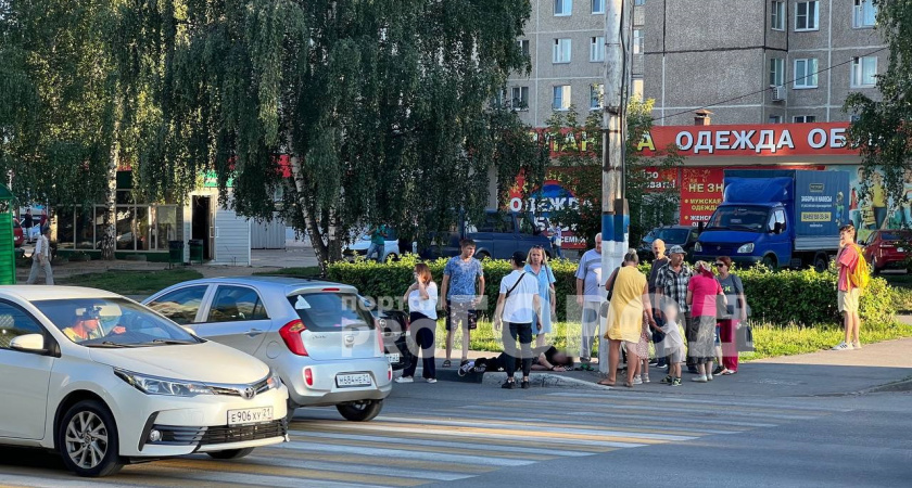 В Новочебоксарске легковушка сбила ребенка на велосипеде