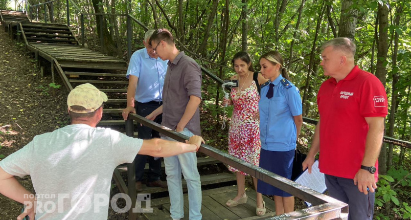 Прокуратура, "Народный фронт" и власти Чебоксар устроили проверку по жалобе горожан