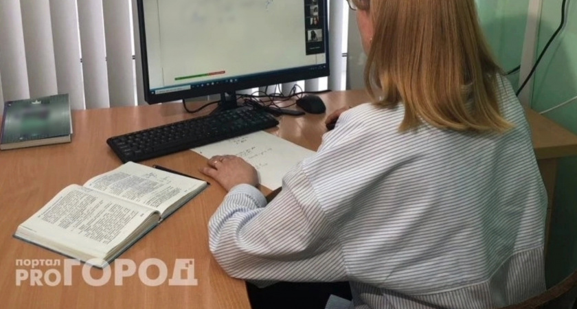 Николаев раздаст 100 тысяч рублей учителям одного школьного предмета