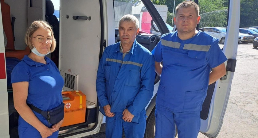 Фото к статье: В Чебоксарах бригада скорой спасла жизнь женщине с одышкой и болью в животе