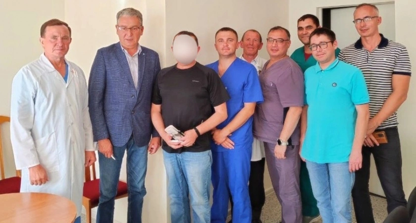 Фото к статье: Врач из Чувашии уехал на СВО спасать бойцов: "Оперируем прямо в окопах"
