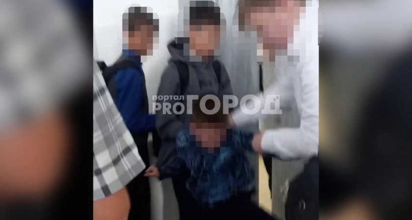 Фото к статье: Новочебоксарские дети устроили травлю своему однокласснику: "Педагоги предлагают поменять школу"