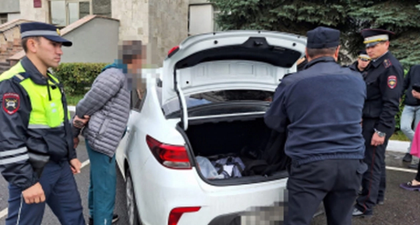 Фото к статье: В Чебоксарах с поличным взяли "джентльменов удачи": наворованное было при них