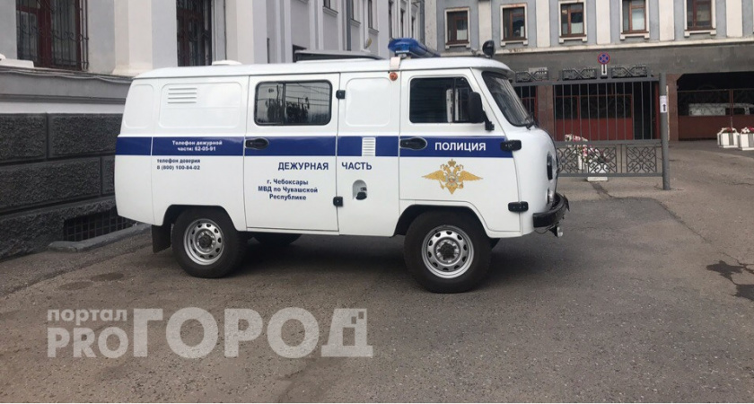 В Чебоксарах сотрудница администрации города накопила 1 400 000 рублей и перевела аферистам