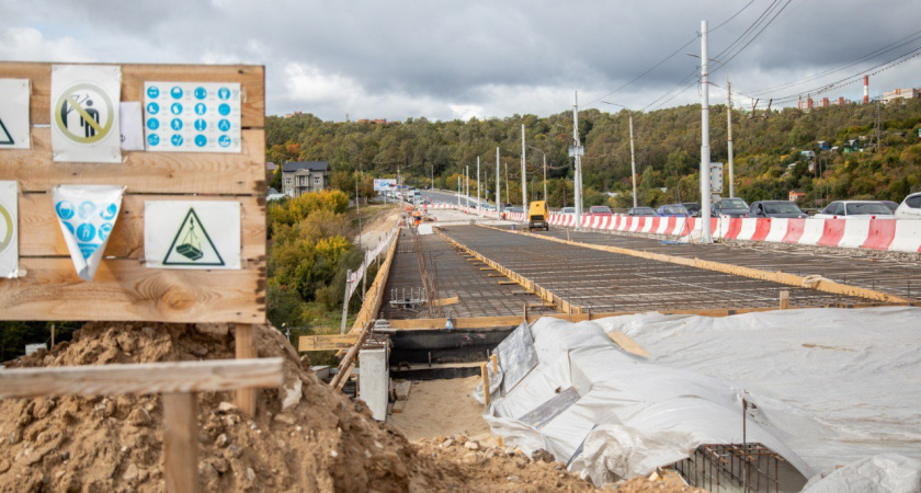 В Чебоксарах временно закрывают Октябрьский мост: схемы движения общественного транспорта
