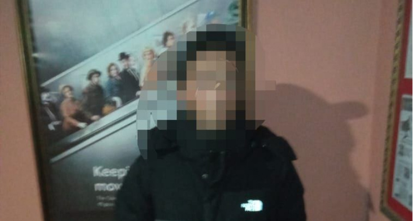 В чебоксарском караоке-баре схватили мужчину, подозреваемого в преступлении