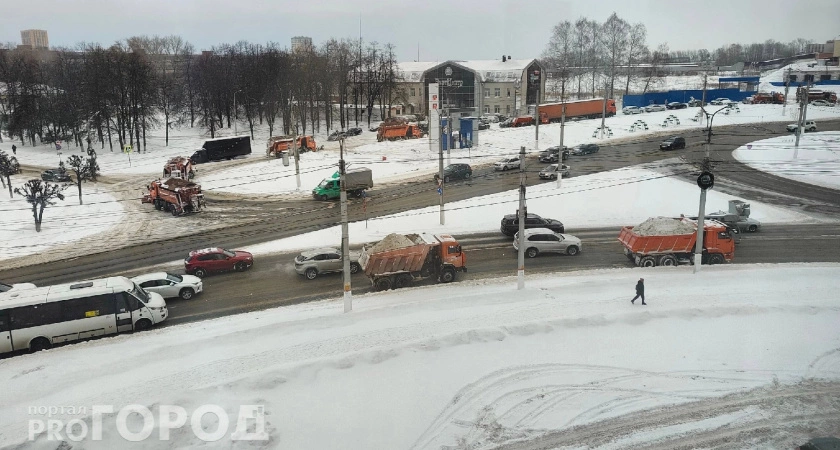 Фото к статье: Чувашию замело: куда обращаться, если не чистят дороги