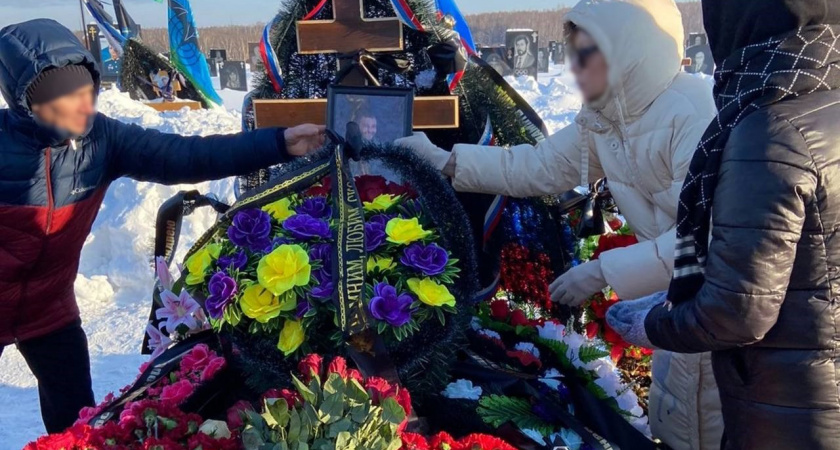 В Чувашии простились с военным, погибшим в зоне СВО от вражеского обстрела
