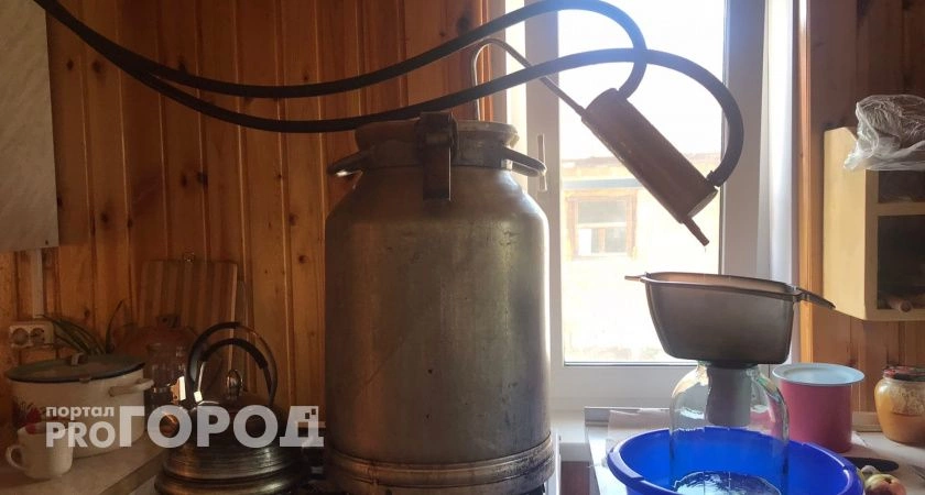 Фото к статье: Чувашские депутаты бросили вызов самогонщикам: штрафы от 30 тысяч рублей