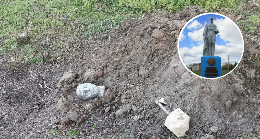 В одном из районов Чувашии снесли памятник Неизвестному солдату и бросили, засыпав землей