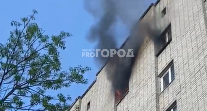В Чебоксарах загорелась комната в общежитии