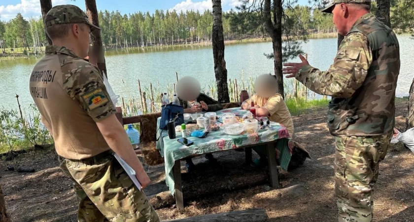 Двух отдыхающих в Заволжье могут оштрафовать на 40 тысяч рублей за костры в лесу