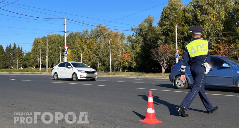 В Чебоксарах прокуратура требует лишить прав 30 водителей, стоящих на учете у психиатра