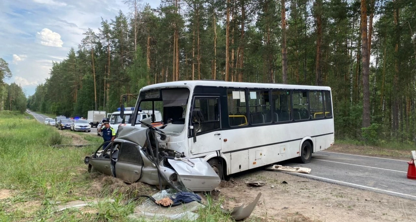 Фото к статье: Появились подробности смертельного ДТП с автобусом "Чебоксары – Сосновка"