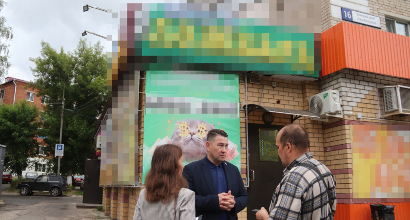 Власти Новочебоксарска вышли на охоту за незаконной рекламой и баннерами